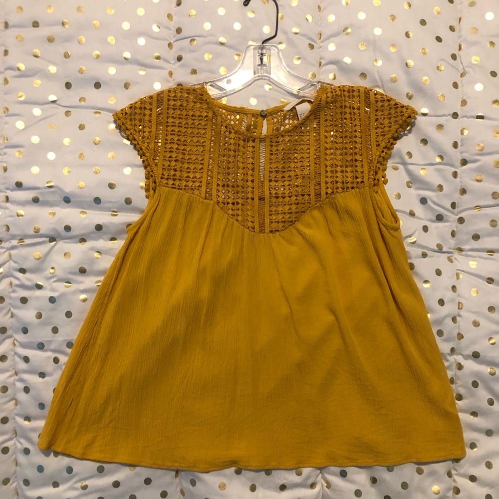 Mustard flowy top